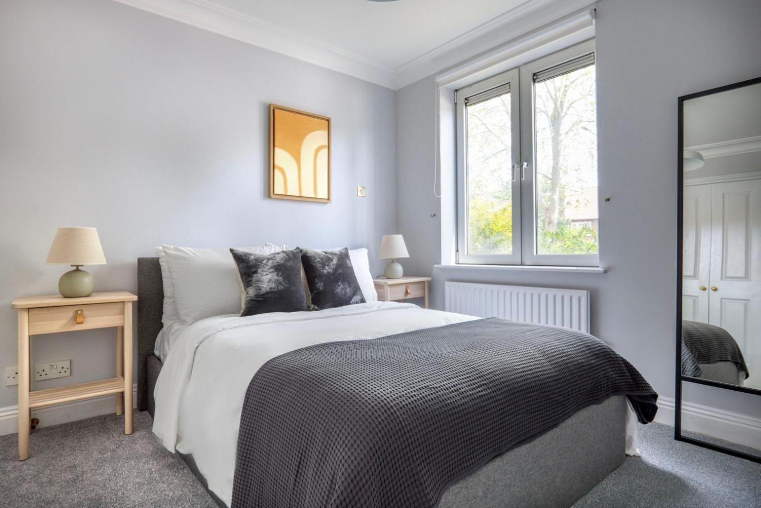 Blueground Stratford Security Gym Nr Station Lon-320 * London